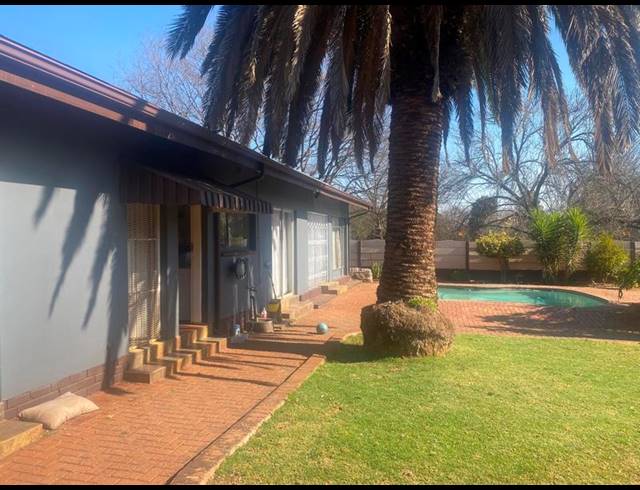 4 BEDROOM HOUSE FOR SALE IN KANONKOP